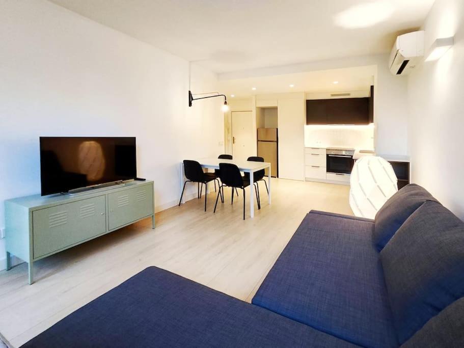 Moderno Apartamento En Terrassa Centro Ngoại thất bức ảnh